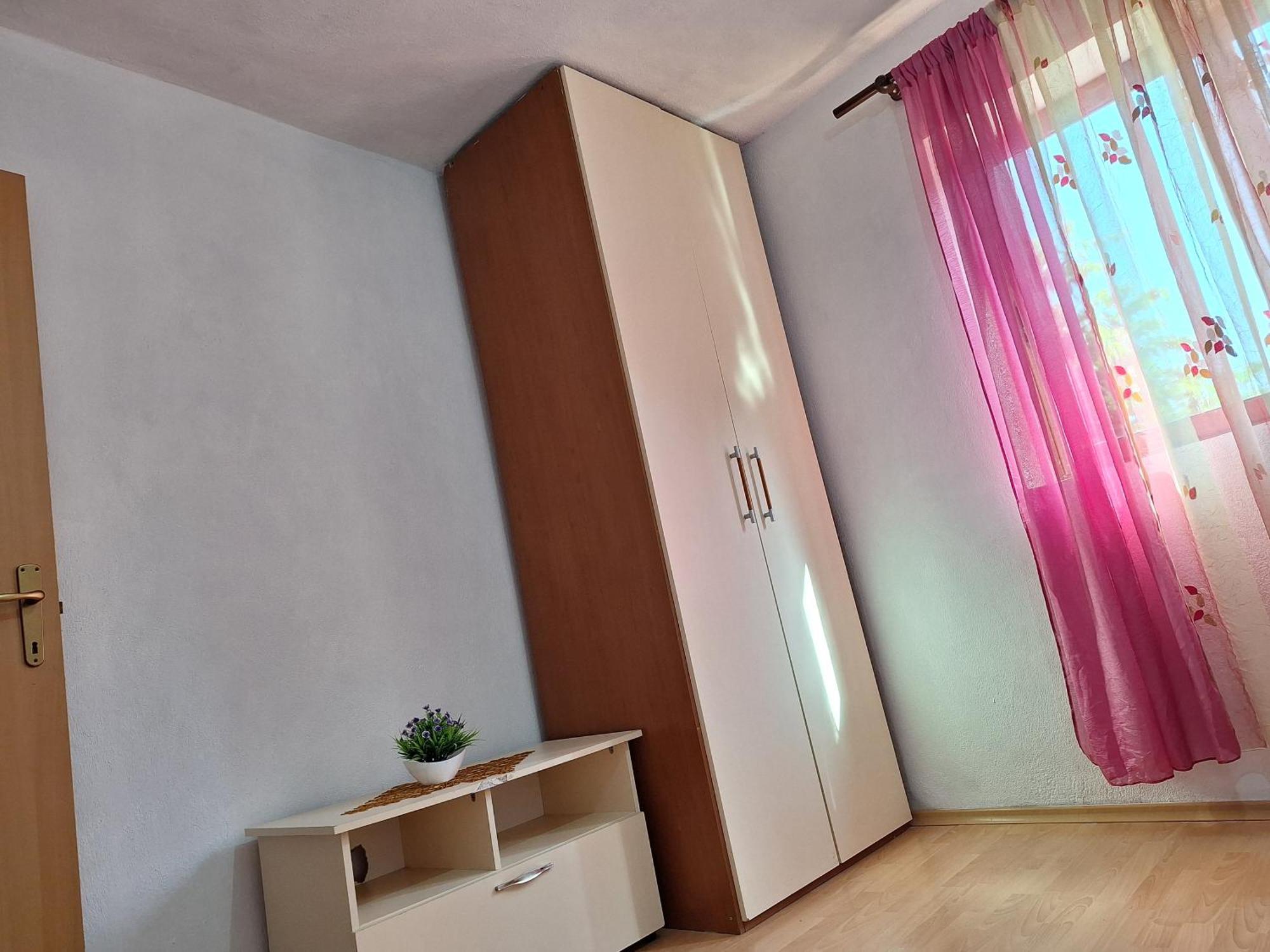 Taku Wonderful View Of Ohrid Villaer Udenisht