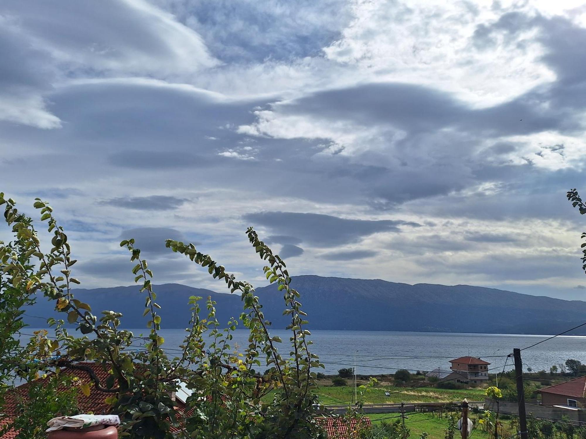 Taku Wonderful View Of Ohrid