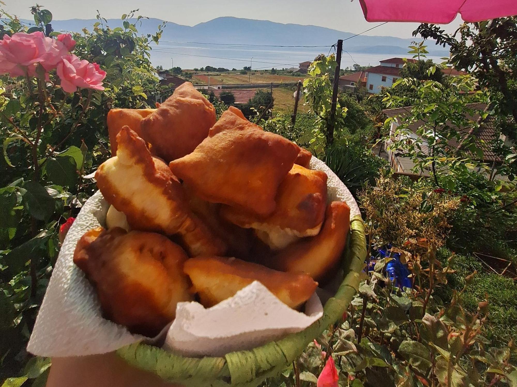 Taku Wonderful View Of Ohrid *